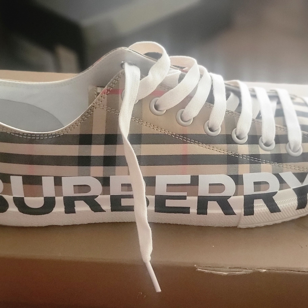 Mens Burberry Sneakers